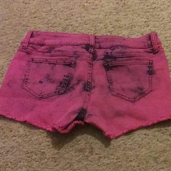 Shorts - Picture 2 of 2